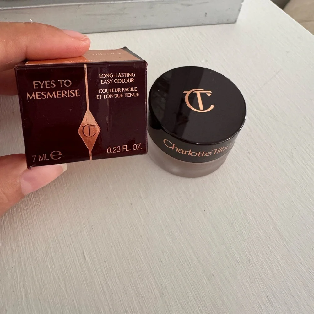 Charlotte Tilbury rich metallic